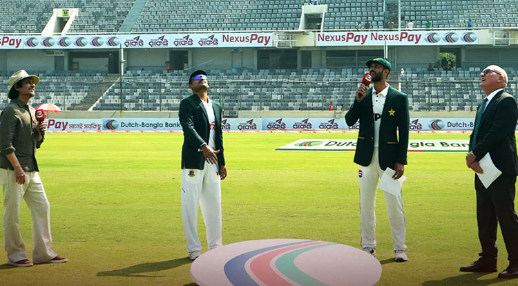পাকিস্তানের বিপক্ষে টস হেরে প্রথমে ব্যাটিংয়ে বাংলাদেশ