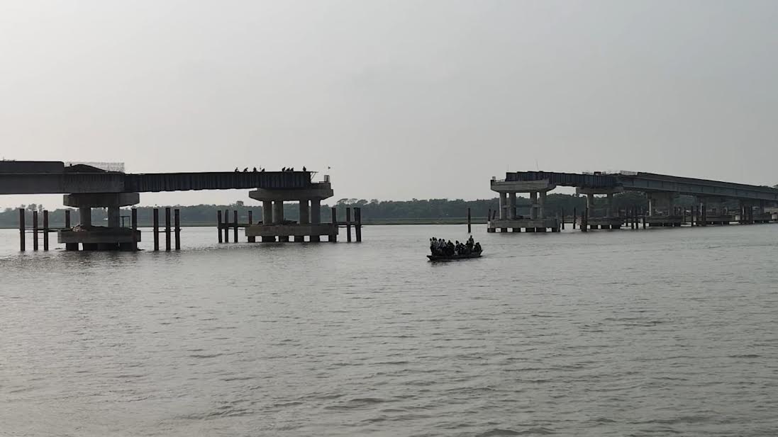 নবগঙ্গার দুই পাড়ের বাসিন্দাদের আজন্মের দূরত্ব ঘোঁচাবে কালিয়া সেতু