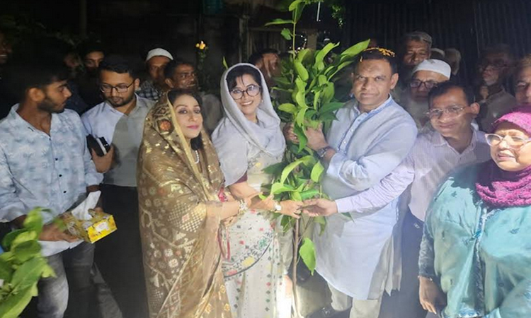 শরীয়তপুরে বৃক্ষরোপণ ও সহায়তা কর্মসূচির উদ্বোধন