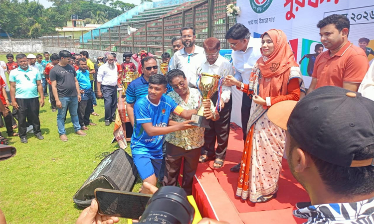 বরগুনায় শেষ হলো নতুন কুঁড়ি স্পোর্টস
