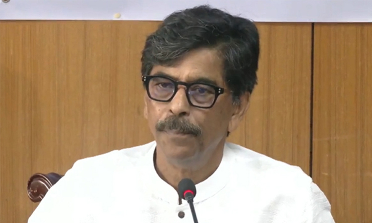 সরকার ঘোষিত কর্মসূচি বাস্তবায়নে স্বচ্ছতা নিশ্চিত করতে হবে : মৎস্য ও প্রাণিসম্পদ মন্ত্রী