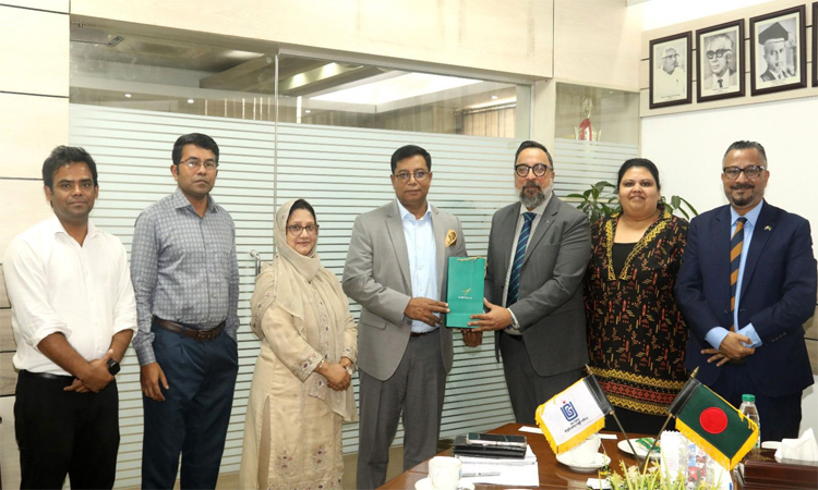 বাংলাদেশকে আন্তর্জাতিক মানের উচ্চশিক্ষা গন্তব্য হিসেবে গড়ে তোলার পরিকল্পনা: ইউজিসি চেয়ারম্যান