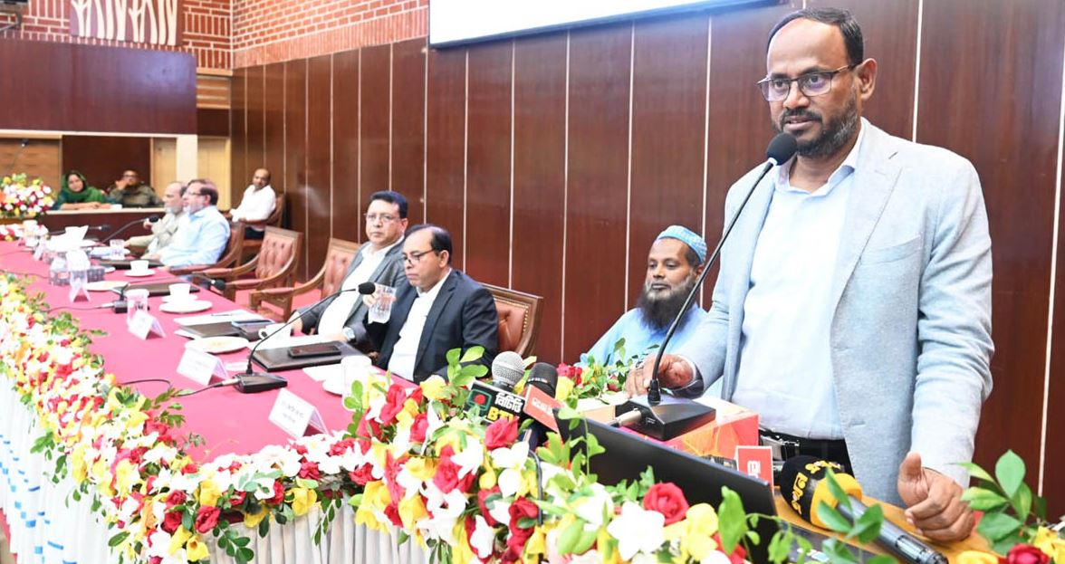 প্রাণিসম্পদ খাত সমৃদ্ধ করতে সরকারি-বেসরকারি সমন্বিত উদ্যোগ প্রয়োজন : প্রতিমন্ত্রী টুকু