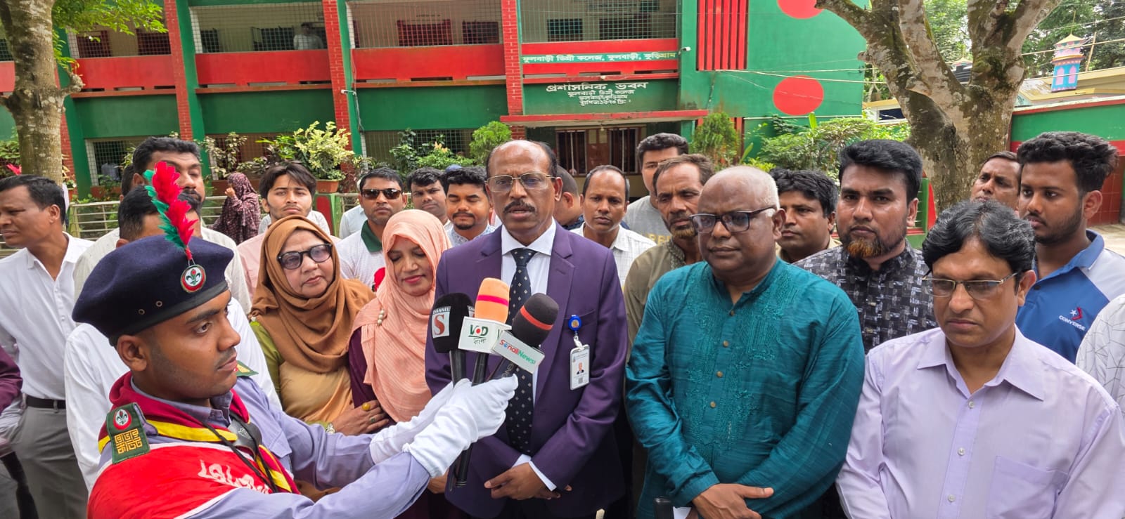 কুড়িগ্রামে উচ্চশিক্ষা বিষয়ক গবেষণা কার্যক্রম নিয়ে মতবিনিময়