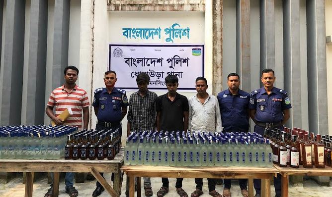 ময়মনসিংহে ৩ মাদক কারবারি আটক