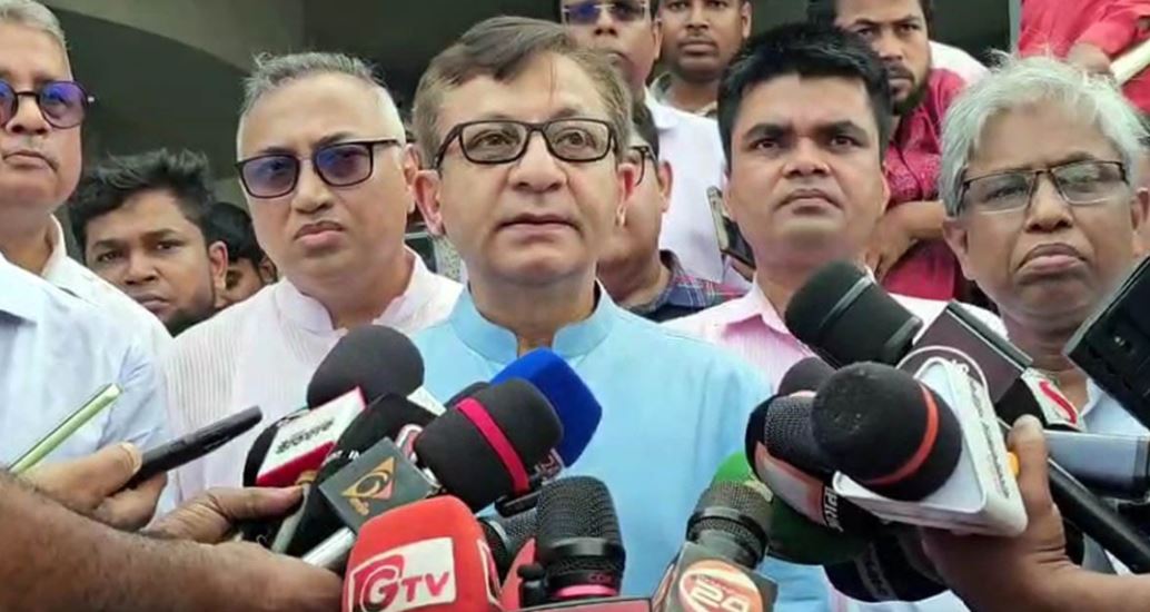 চামড়া খাত থেকে ১২ বিলিয়ন ডলার আয় সম্ভব : শিল্পমন্ত্রী