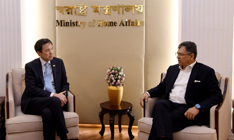 আইনশৃঙ্খলা রক্ষাকারী বাহিনীর দক্ষতা বৃদ্ধিতে সহযোগিতা প্রদানে আগ্রহী সিঙ্গাপুর