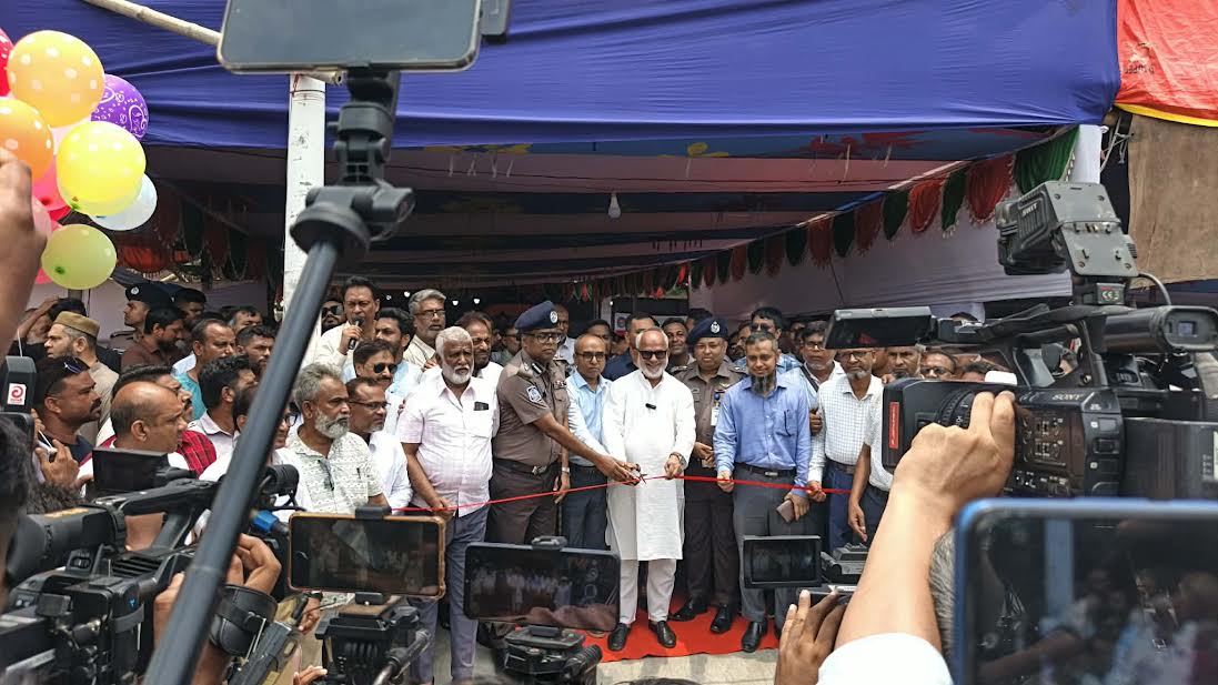কেসিসির ব্যবস্থাপনায় জোড়াগেট পশুর হাট উদ্বোধন
