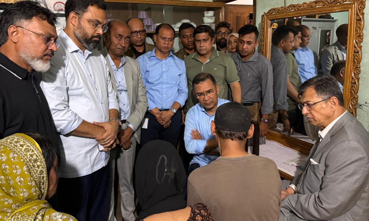 রামিসার বাসায় পৌঁছেছেন প্রধানমন্ত্রী
