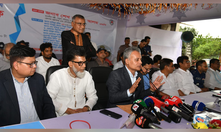নিরাপদ ঈদযাত্রা সবচেয়ে বড় আনন্দ : শেখ রবিউল আলম
