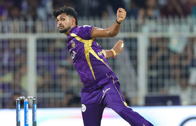 ৮ বলেই আইপিএল শেষ পাথিরানার