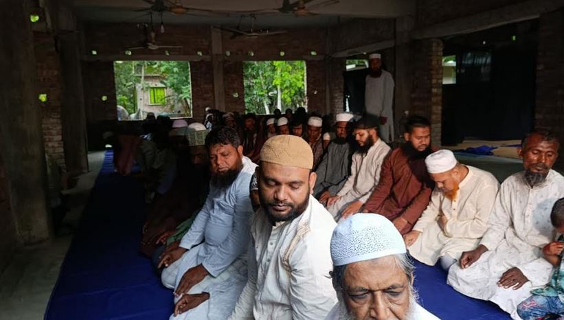 সৌদির সঙ্গে মিল রেখে সাতক্ষীরায় ১৫ গ্রামে ঈদ উদযাপন