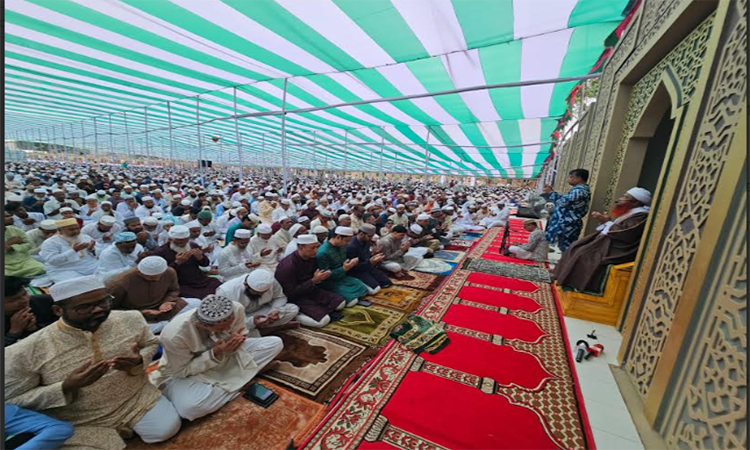 উৎসবে আনন্দে টাঙ্গাইলে উদযাপন হচ্ছে ঈদুল আযহা