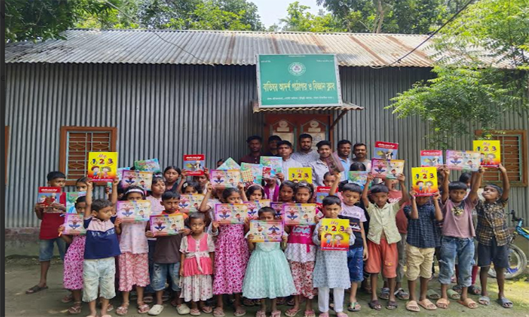 টাঙ্গাইলের চরাঞ্চলে গ্রামভিত্তিক বই পড়া কর্মসূচির উদ্বোধন