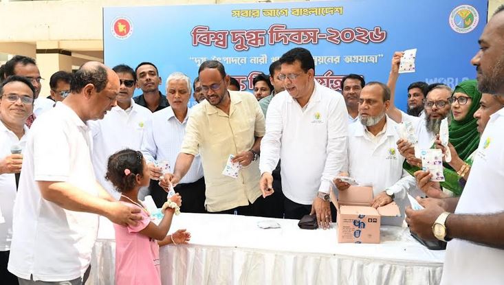 দুধ উৎপাদন বাড়িয়ে আমদানি নির্ভরতা কমাতে হবে : প্রাণিসম্পদ প্রতিমন্ত্রী