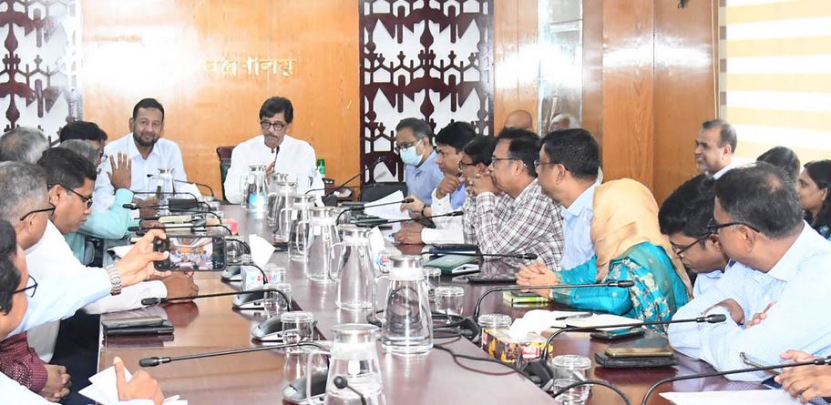 সততা, দায়িত্ববোধ ও সমন্বিত প্রচেষ্টায় জনগণের প্রত্যাশা পূরণ করতে হবে : কৃষিমন্ত্রী