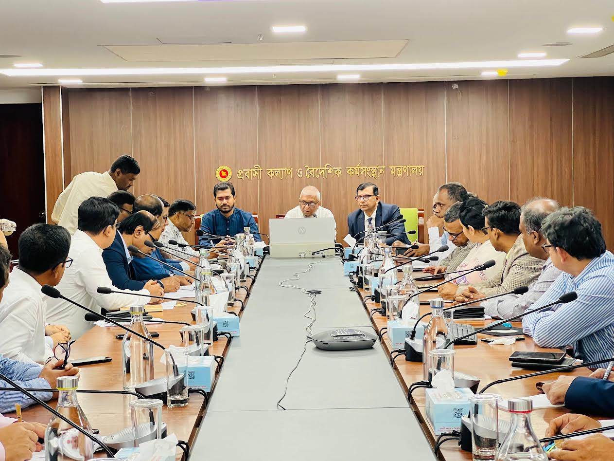 রাশিয়ায় ৩০ যুবক পাঠিয়ে প্রতারণা : ৩ এজেন্সির লাইসেন্স বাতিল