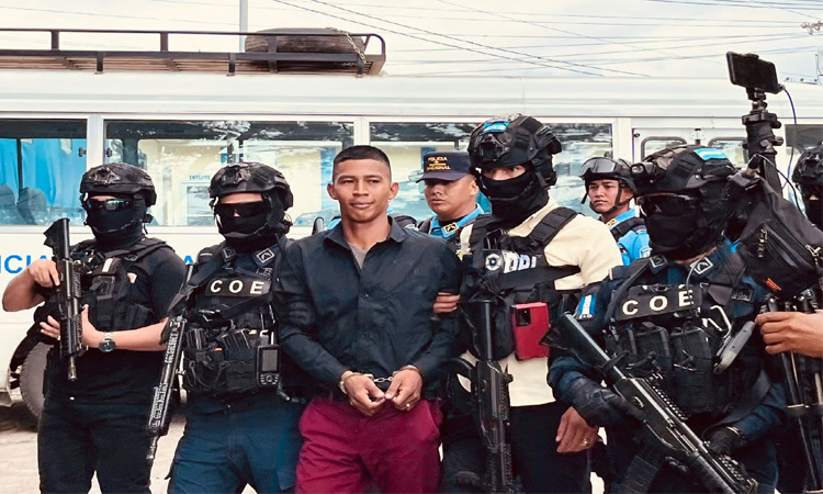 হন্ডুরাসে পাম বাগানে ১৯ শ্রমিক হত্যার ‘মূল পরিকল্পনাকারী’ গ্রেফতার