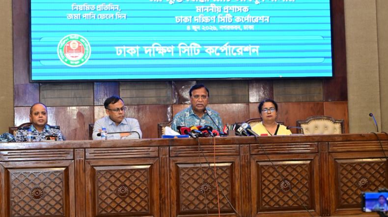 ডিএসসিসির ৬৩ ওয়ার্ডে ডেঙ্গু ঝুঁকি, ২৭টি চরম ঝুঁকিপূর্ণ ঘোষণা 