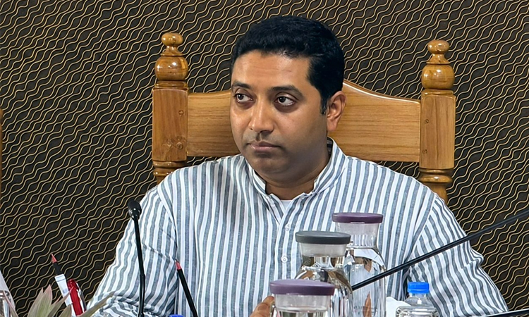 আগস্টের মধ্যে শিক্ষার্থীদের ড্রেস ও জুতা বিতরণ করবে সরকার: প্রাথমিক ও গণশিক্ষা প্রতিমন্ত্রী