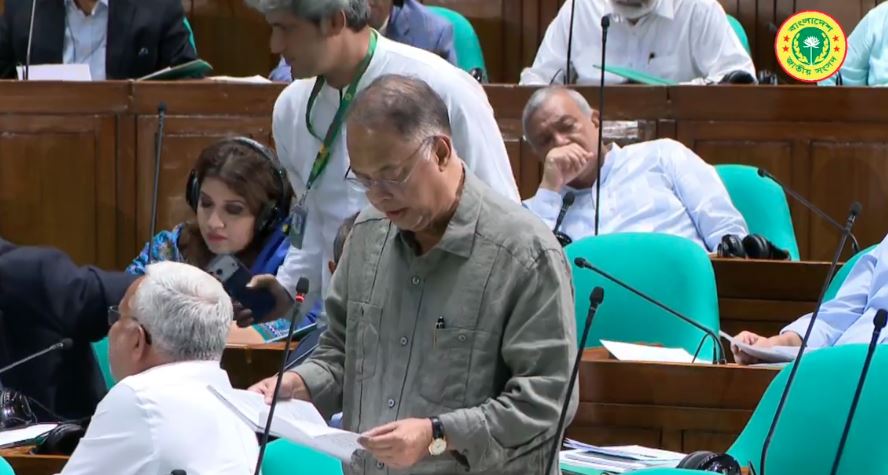 গ্রীষ্ম ও সেচ মৌসুমে দেশে দৈনিক বিদ্যুৎ চাহিদা প্রায় ১৮ হাজার মেগাওয়াট: মন্ত্রী