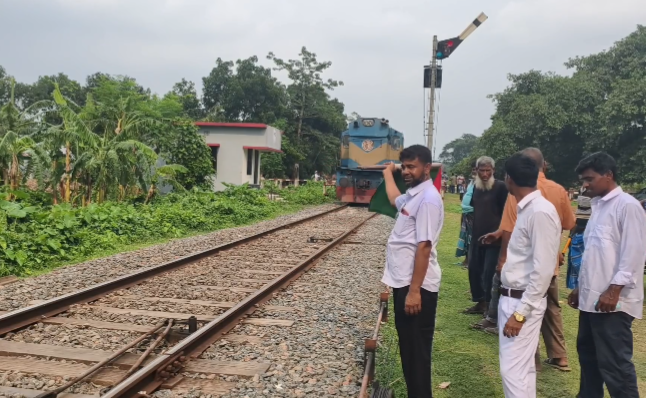 ঝিনাইদহে ট্রেন চলাচল স্বাভাবিক 