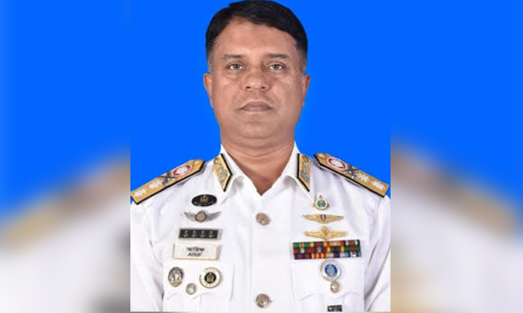 মোংলা বন্দরের চেয়ারম্যান হিসেবে রিয়ার এডমিরাল আরিফ আহমেদ মোস্তফা’র দায়িত্ব গ্রহণ