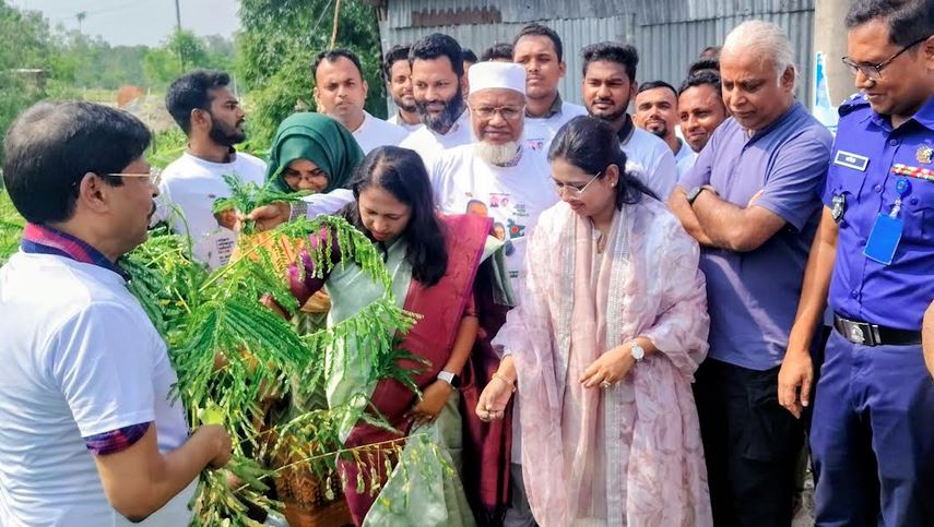 শেরপুরে বৃক্ষরোপণ কর্মসূচির উদ্বোধন