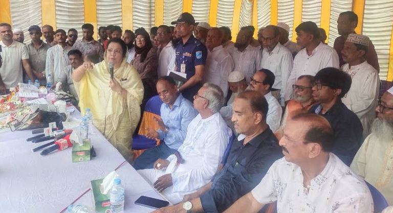 বিমানখাতে অপতথ্যের বিরুদ্ধে সতর্ক থাকার আহ্বান বিমান ও পর্যটন মন্ত্রীর