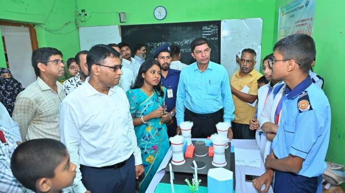 মেধা বিকাশে রাজশাহীতে স্টার্টআপ, বিজ্ঞান ও উদ্ভাবনী প্রতিযোগিতা অনুষ্ঠিত