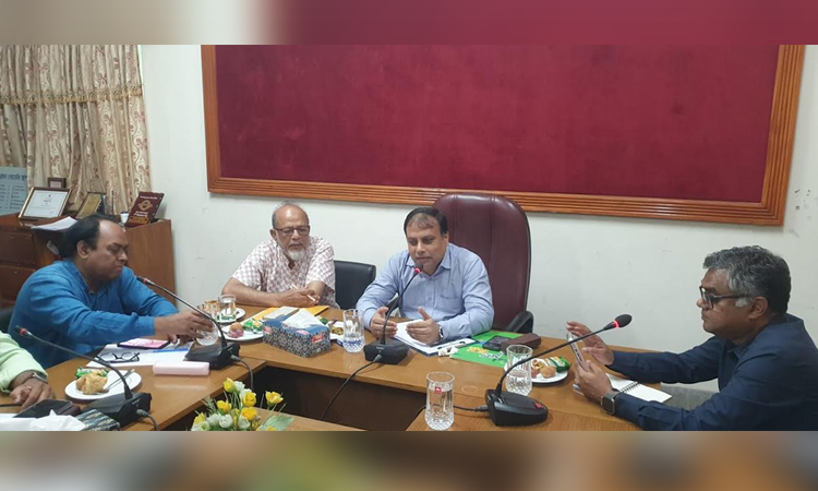 রাজশাহীর সিল্ক পণ্য গ্রাহক পর্যায়ে দ্রুত ও নিরাপদে পৌঁছে দেবে ডাক বিভাগ