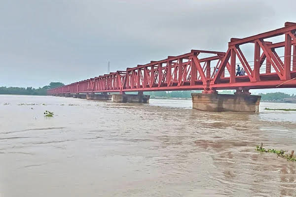 বাড়ছে তিস্তার পানি, বন্যার আশঙ্কা