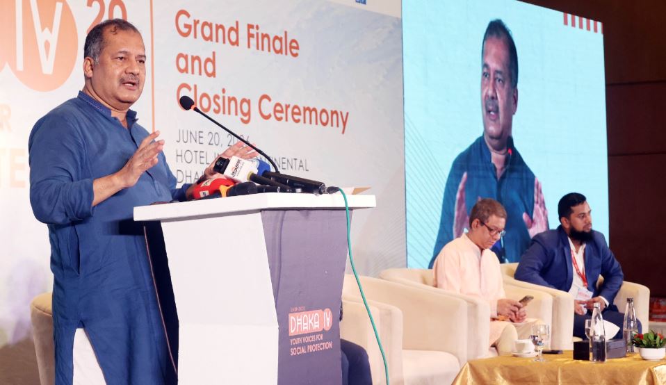 বিতর্ক চর্চাকে শিক্ষা কারিকুলামে অন্তর্ভুক্ত করার উদ্যোগ নেওয়া হবে : তথ্যমন্ত্রী