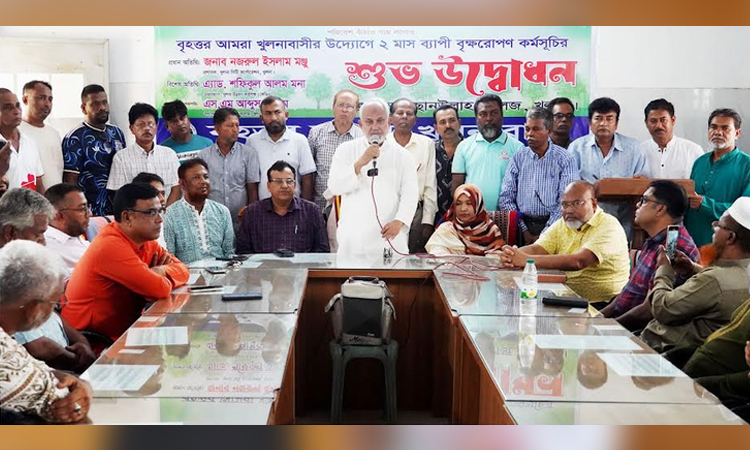 দুর্যোগ থেকে রক্ষা পেতে বৃক্ষরোপণের বিকল্প নেই : কেসিসি প্রশাসক