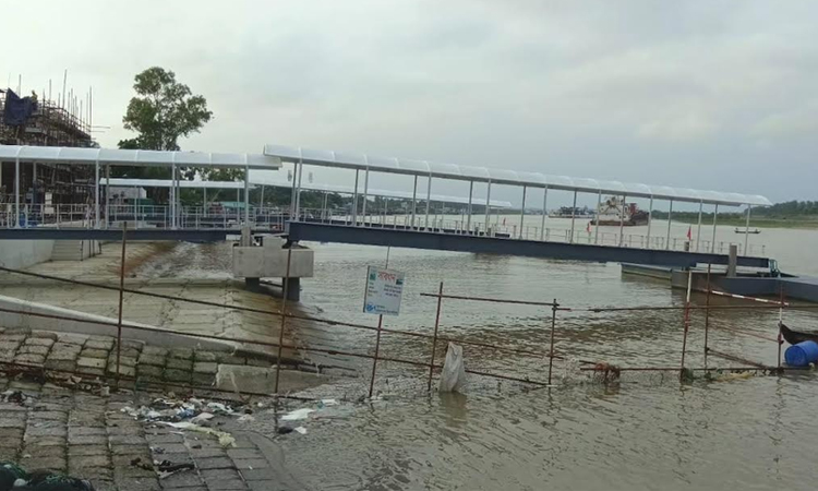 কক্সবাজারে নির্মাণ হচ্ছে আধুনিক মৎস্য অবতরণ কেন্দ্র