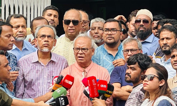 ফ্যাসিবাদের উত্থানের চেষ্টা আর সম্ভব নয়, জনগণ ঐক্যবদ্ধ : রিজভী