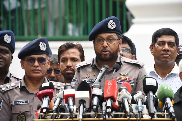 পবিত্র আশুরাকে ঘিরে নিশ্ছিদ্র নিরাপত্তা ব্যবস্থা গ্রহণ করা হয়েছে: ডিএমপি কমিশনার