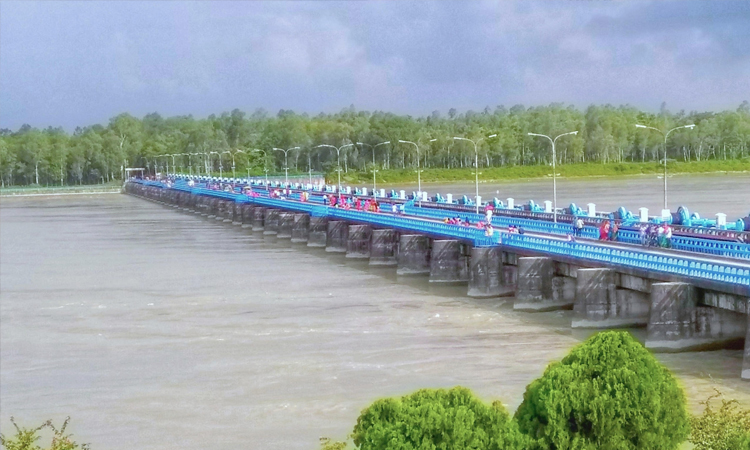 তিস্তার পানি বিপৎসীমার ওপরে, নিম্নাঞ্চল প্লাবিত