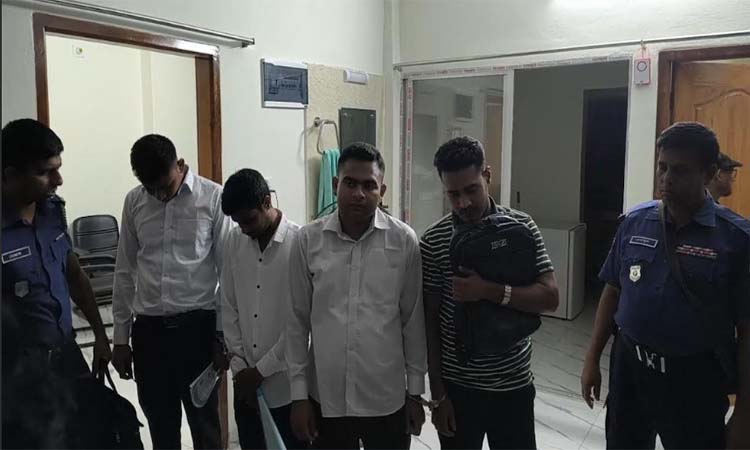 কুষ্টিয়ায় নিয়োগ পরীক্ষায় প্রক্সি দিতে গিয়ে আটক ৪