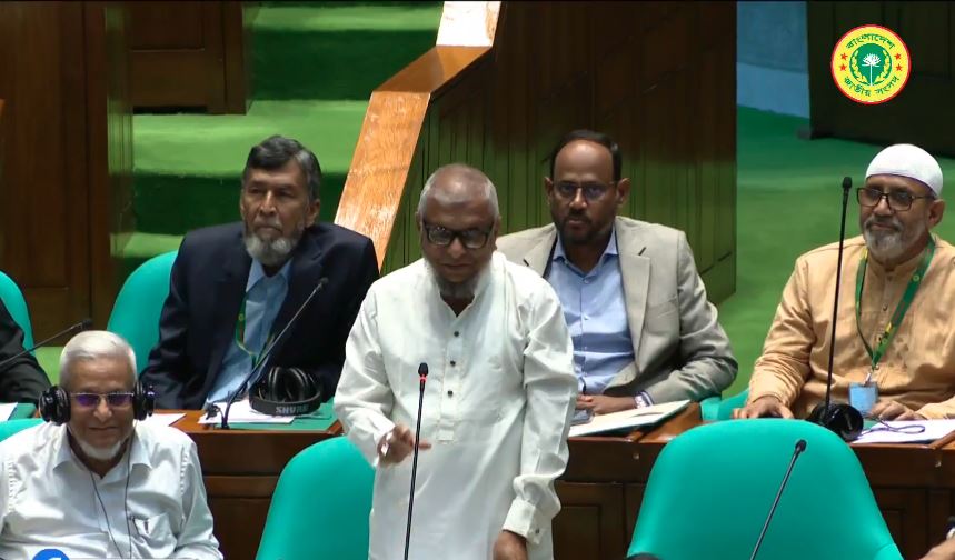 দক্ষ জনশক্তি গড়ে তুলে নতুন শ্রমবাজার সম্প্রসারণে কাজ করছে সরকার : প্রবাসী কল্যাণমন্ত্রী