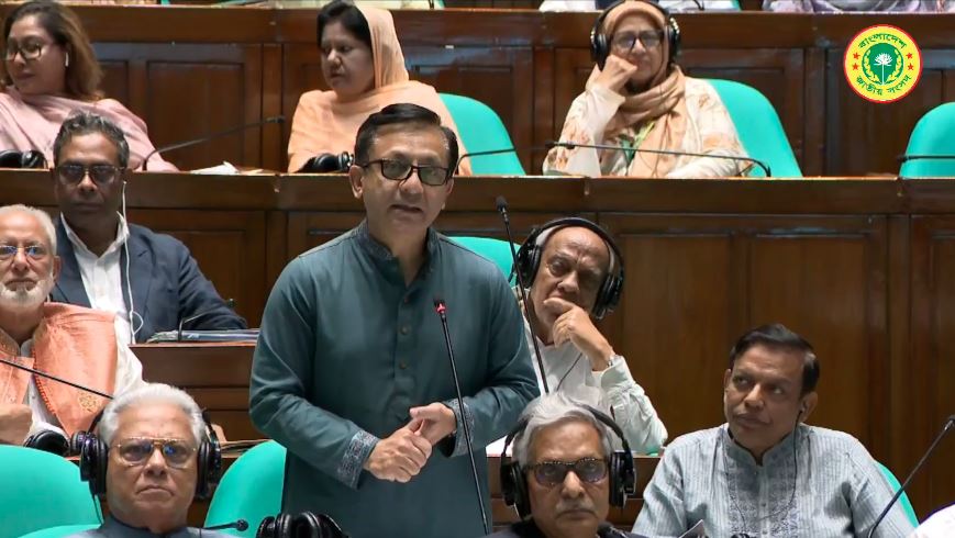 মুদ্রাস্ফীতি নিয়ন্ত্রণ, বিনিয়োগ ও রপ্তানি বাড়াতে সরকারের রোডম্যাপ তুলে ধরেছেন বাণিজ্যমন্ত্রী