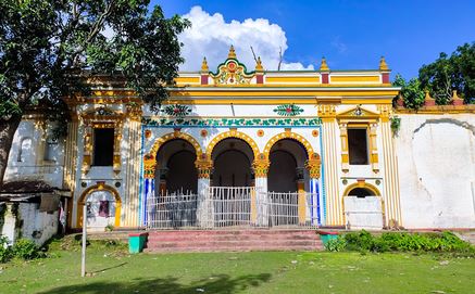দিনাজপুরে ঐতিহাসিক রাজবাড়ী দর্শনার্থীদের জন্য উন্মুক্ত 