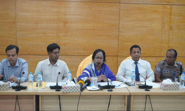 বরিশালে অটো-সিএনজির পূর্বের ভাড়া বহাল থাকবে : বিসিসি প্রশাসক