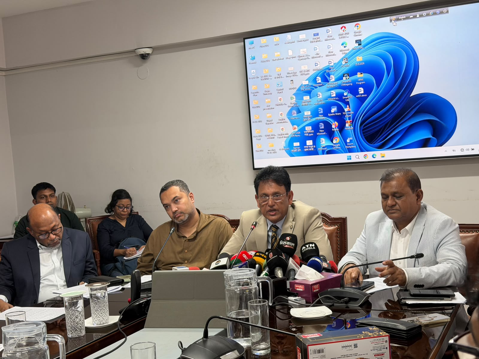 কাল শুরু হচ্ছে এইচএসসি ও সমমান পরীক্ষা: অংশ নিচ্ছে ১২ লাখ ৭০ হাজার পরীক্ষার্থী