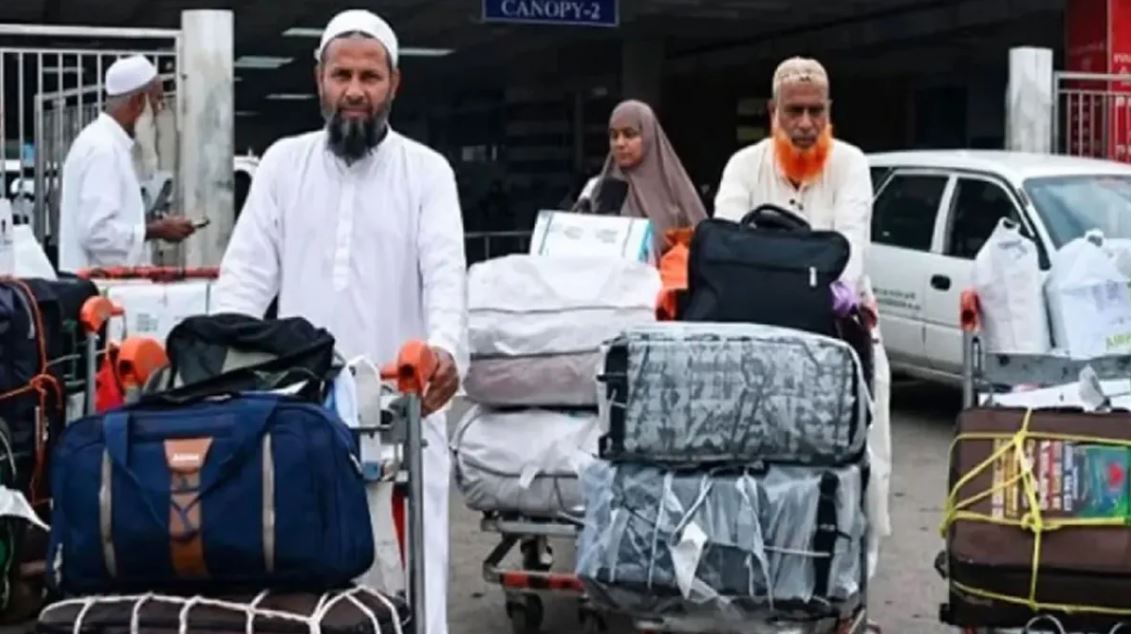 ৭৯ হাজার ১০০ বাংলাদেশি হাজি ও হজসেবাদানকারী দেশে ফিরেছেন