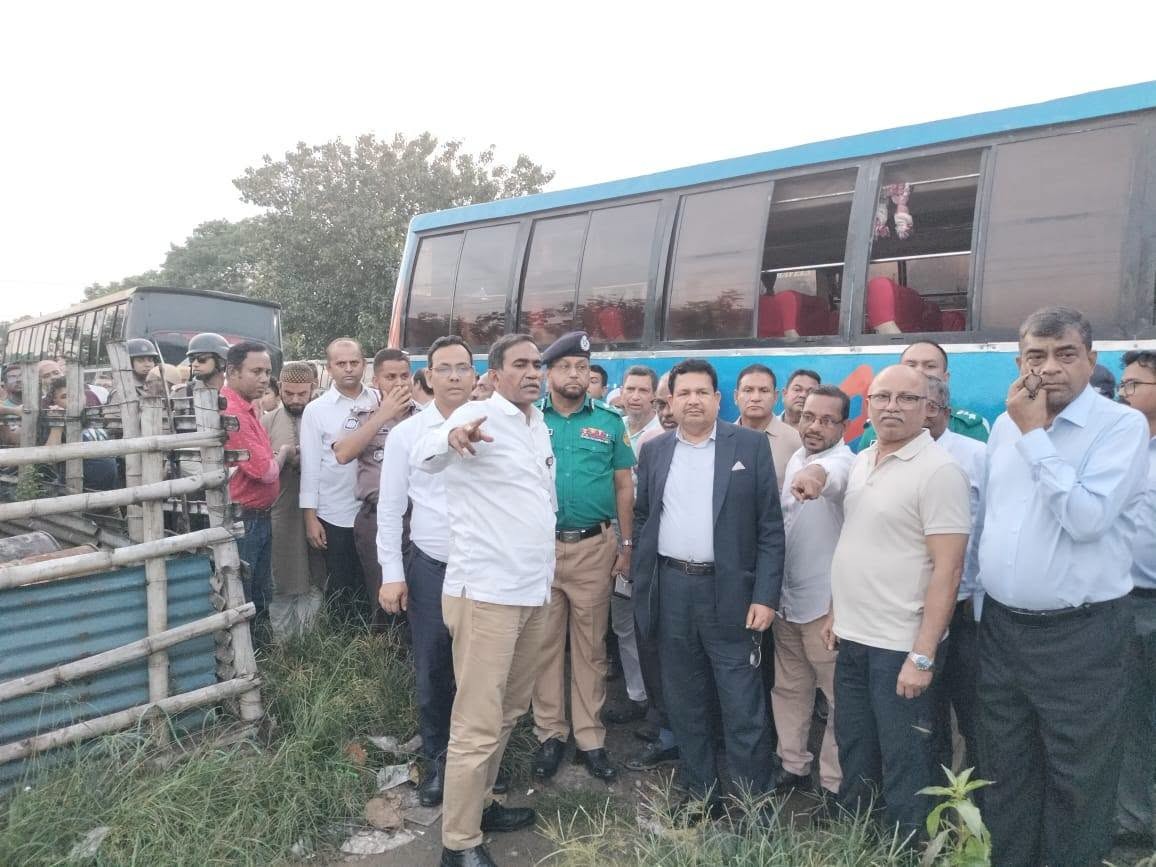 ঢাকার ৪ বাস টার্মিনাল স্থানান্তরে সম্ভাব্য স্থান পরিদর্শন