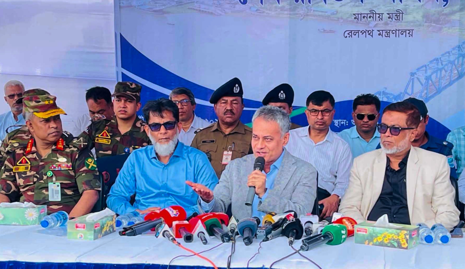 পদ্মাসেতুর রেল ভায়াডাক্টের অনিরাপত্তা নিয়ে প্রকাশিত তথ্য ভিত্তিহীন : রেলমন্ত্রী
