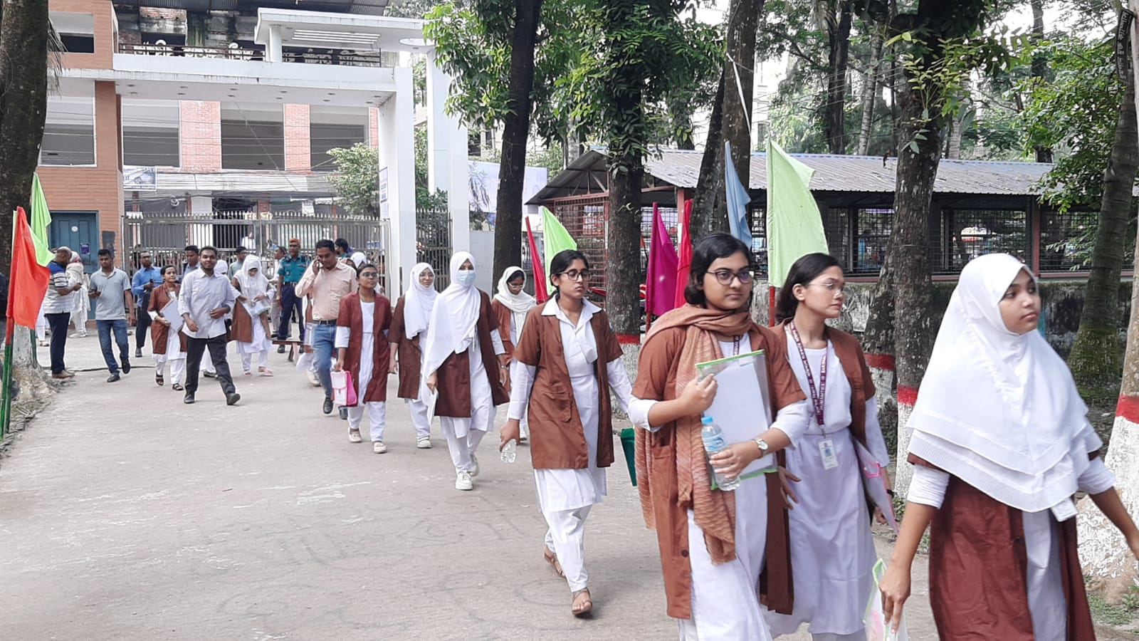 বরিশাল বোর্ডে এইচএসসি পরীক্ষায় অংশ নিয়েছে ৬০ হাজার ৪৩৬ পরীক্ষার্থী