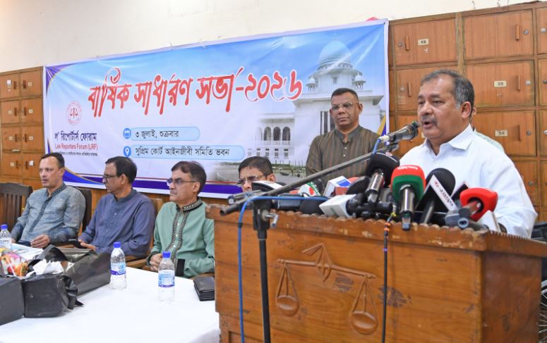 রাষ্ট্র পরিচালনা সম্পর্কে জনগণের সঠিক ধারণা নির্ভর করে গণমাধ্যমের ওপর : তথ্যমন্ত্রী