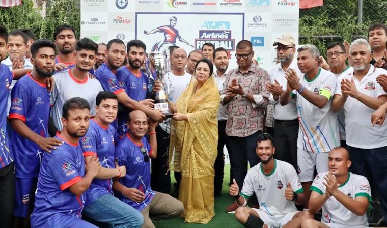 বিমান বাংলাদেশ এয়ারলাইন্সের প্রথম এয়ারলাইন্স ফুটবল চ্যাম্পিয়নশিপ শিরোপা জয়